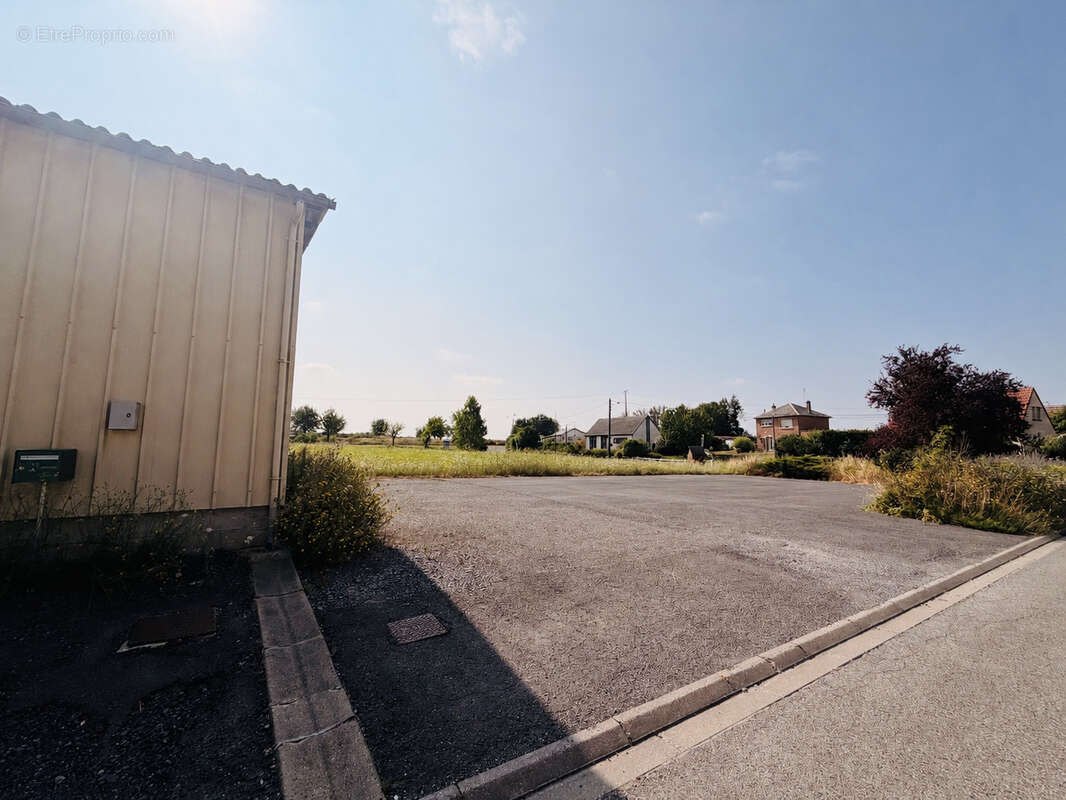 Bâtiment de 350 m2 à Essigny-le-Grand (proche Saint-Quentin) - photo 2