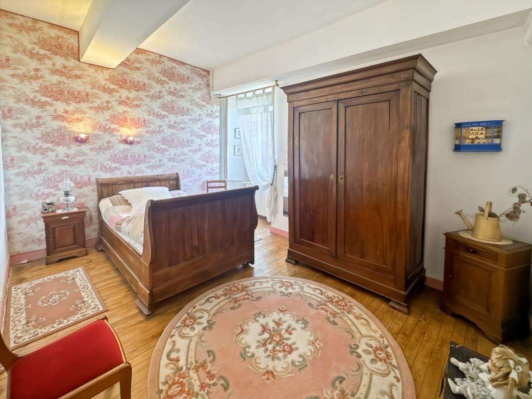 Maison forte aux allures de petit chateau - photo 20