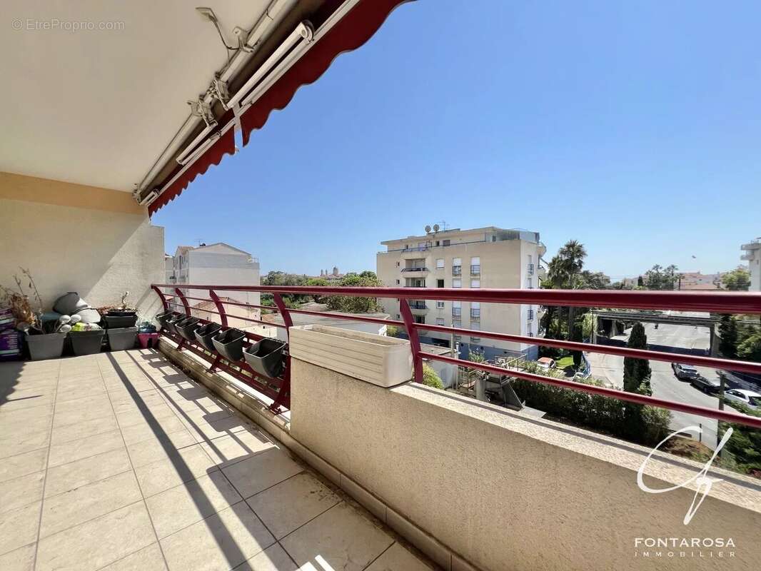 Appartement à FREJUS