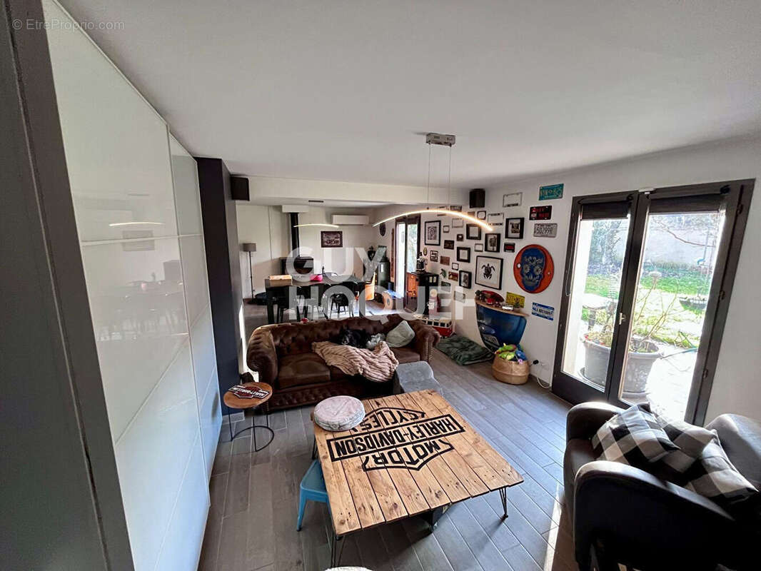 Maison  6 pièce(s) - neufmoutiers en brie - photo 5