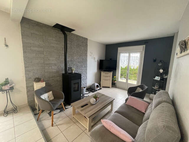 Maison à YFFINIAC