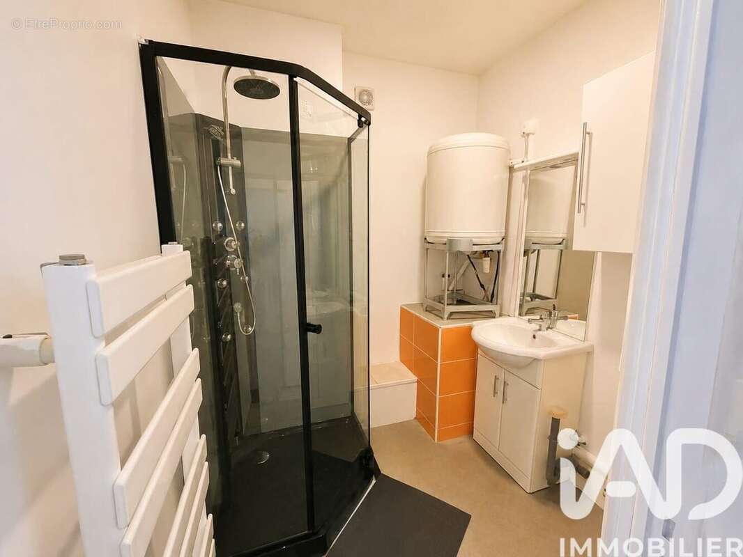 Appartement 129 m² à Rochemaure  - photo 8