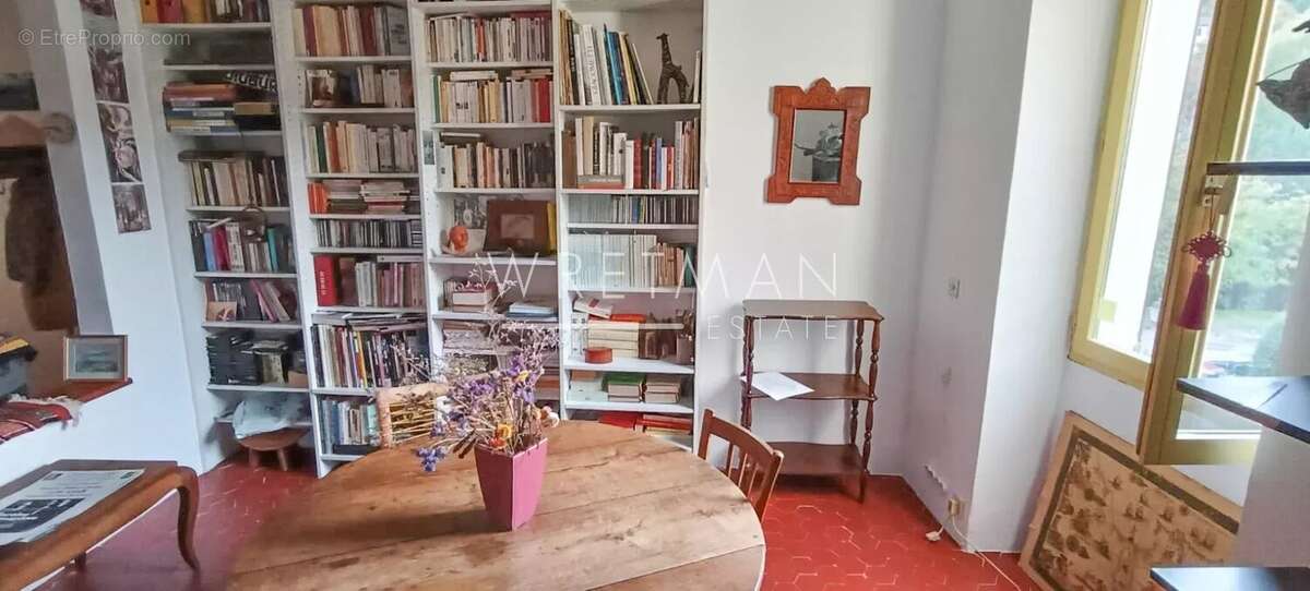 Appartement à L'ESCARENE