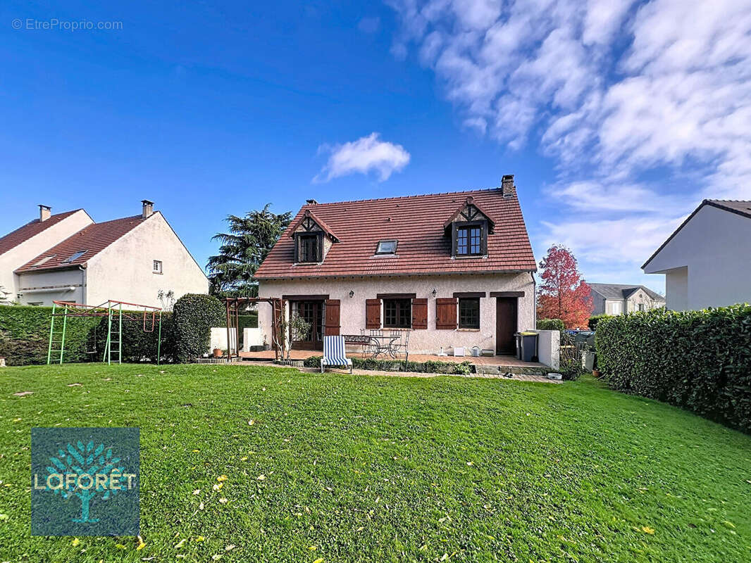Maison à SAINT-GERMAIN-LES-CORBEIL