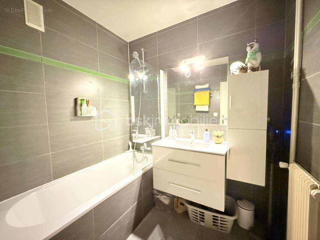 Appartement à NEUILLY-PLAISANCE