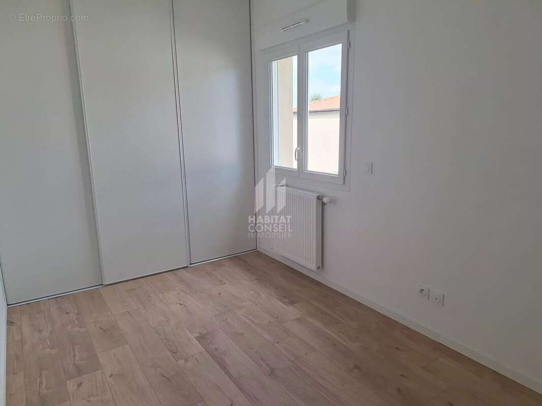 Appartement à BOURGOIN-JALLIEU