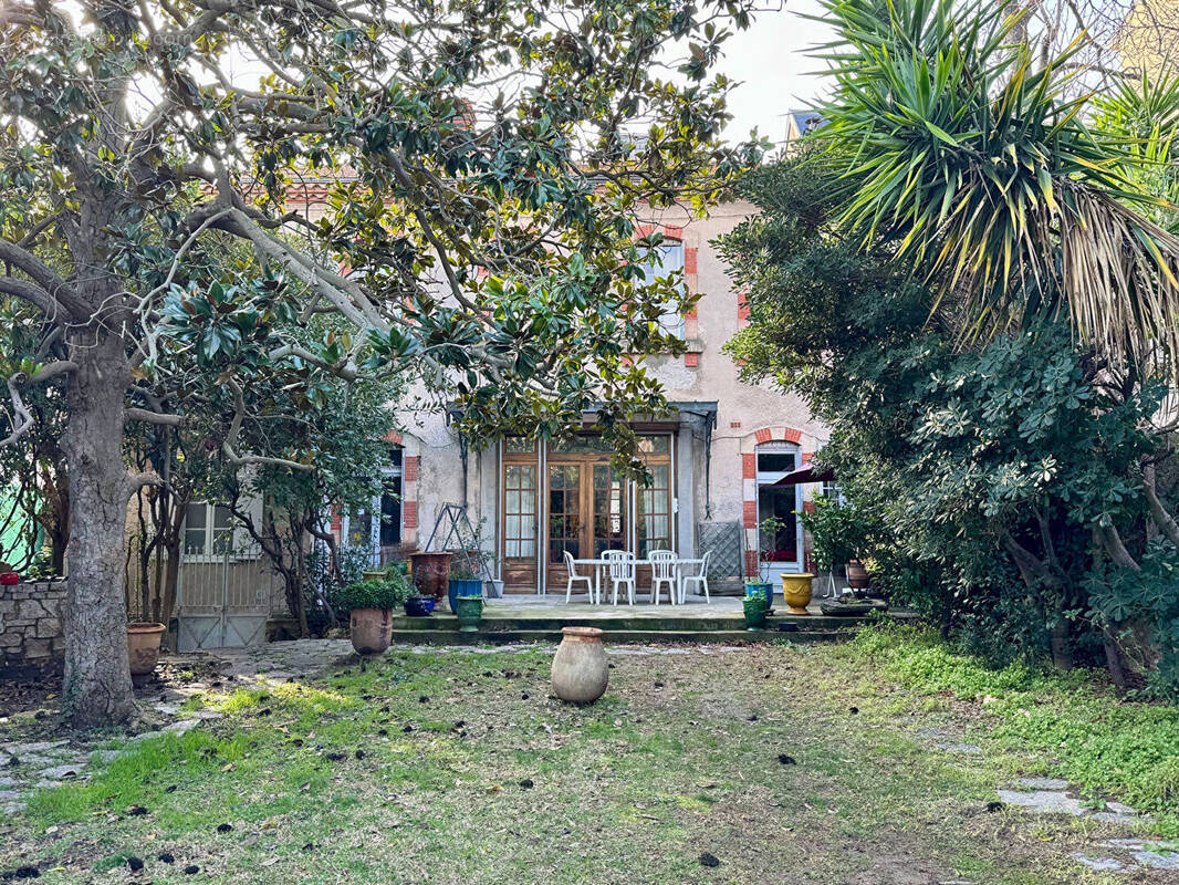 Appartement à BEZIERS