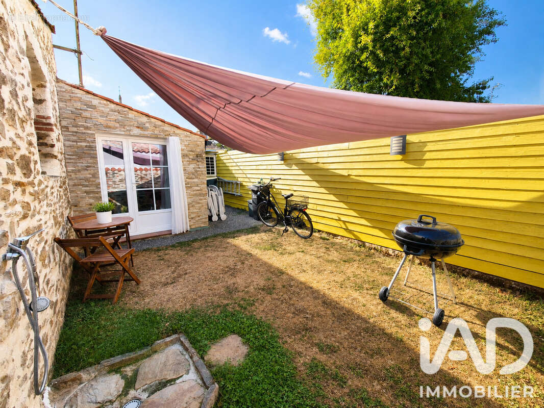 Maison 66 m² à Grosbreuil  - photo 9
