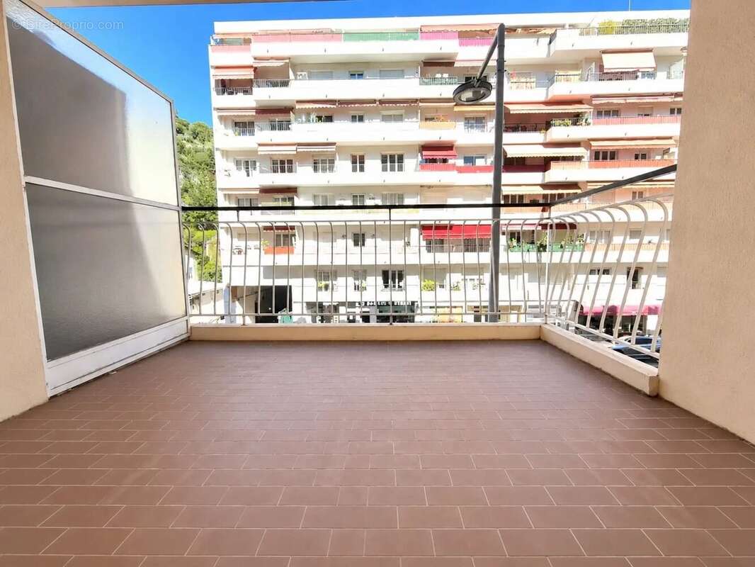 Nice  - 2/3 pieces - balcons - garage - cave - photo 4