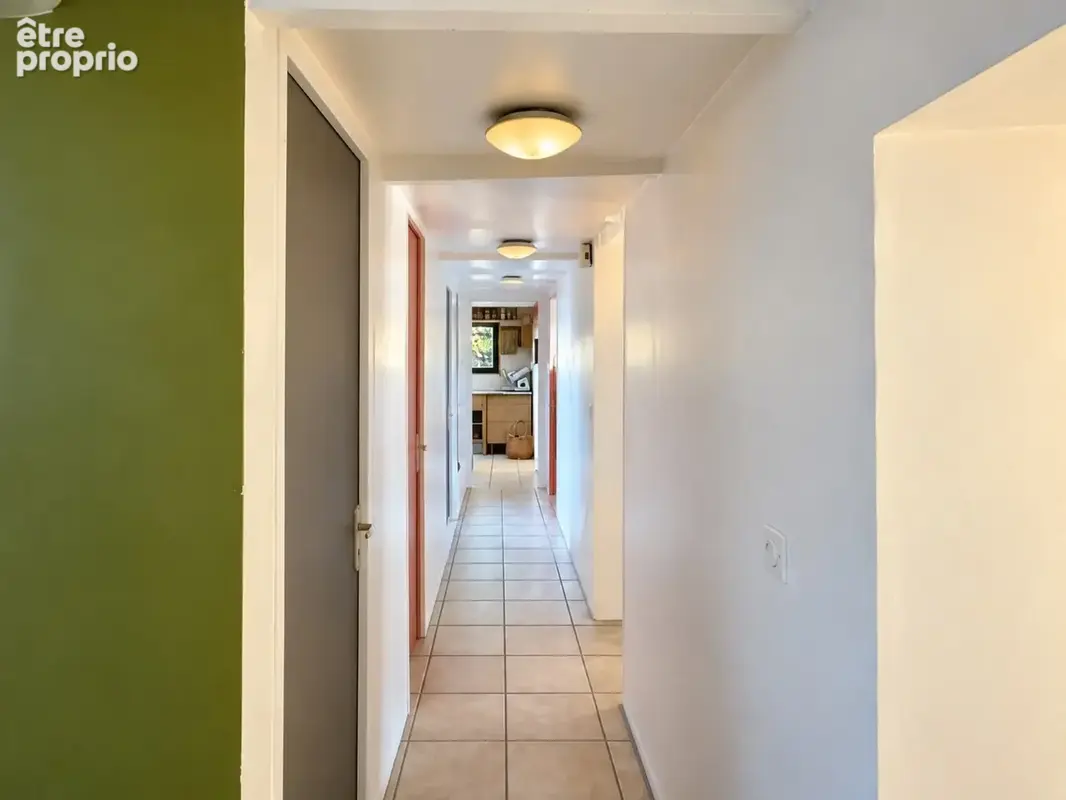 Maison familiale en pierres de caractère – 205 m² – 4 chambres – Jardin de 1 000 m² – Bréhan - photo 5