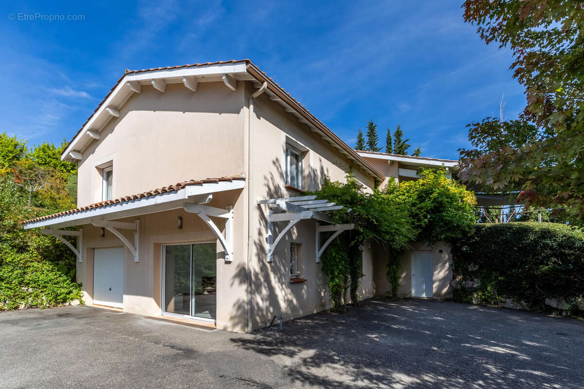 Maison à MONFLANQUIN