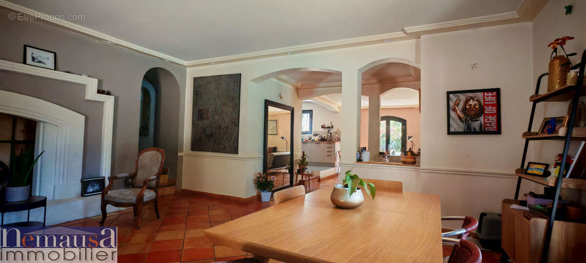 Maison à NIMES