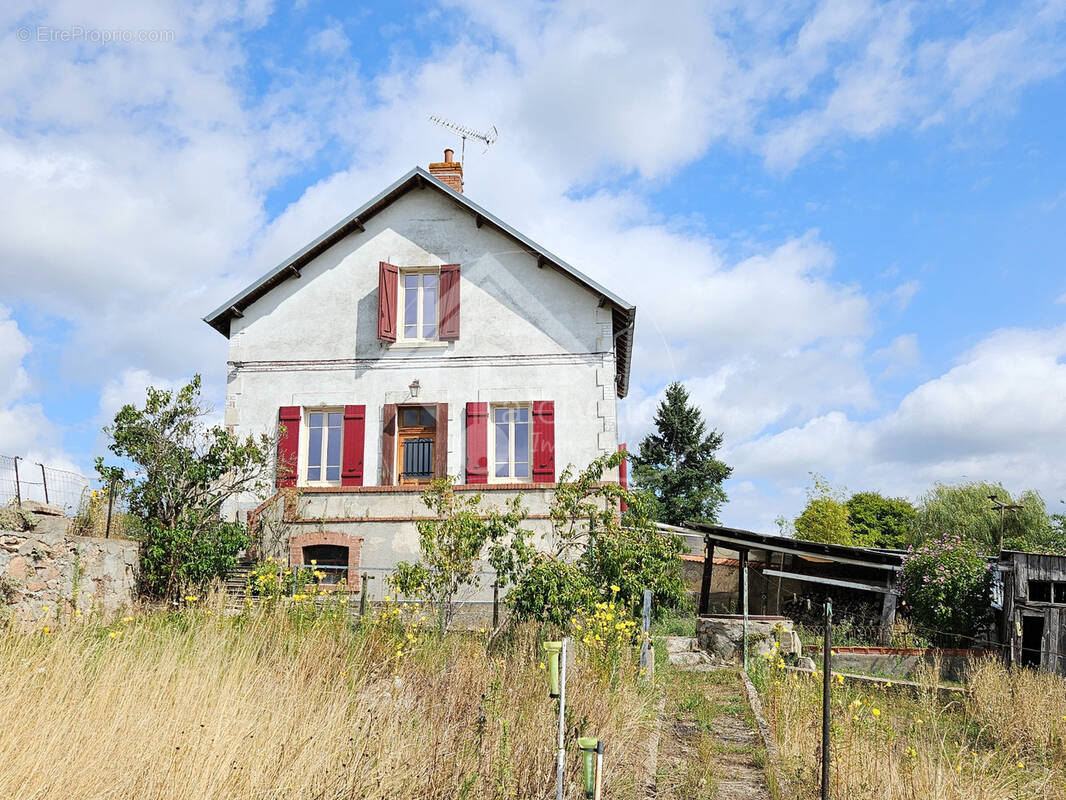 Maison à LE BREUIL