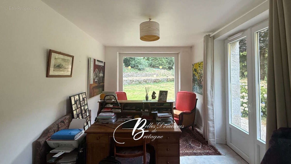 A vendre Belle propriété avec étang et rivière et dépendances, Finistère - photo 12