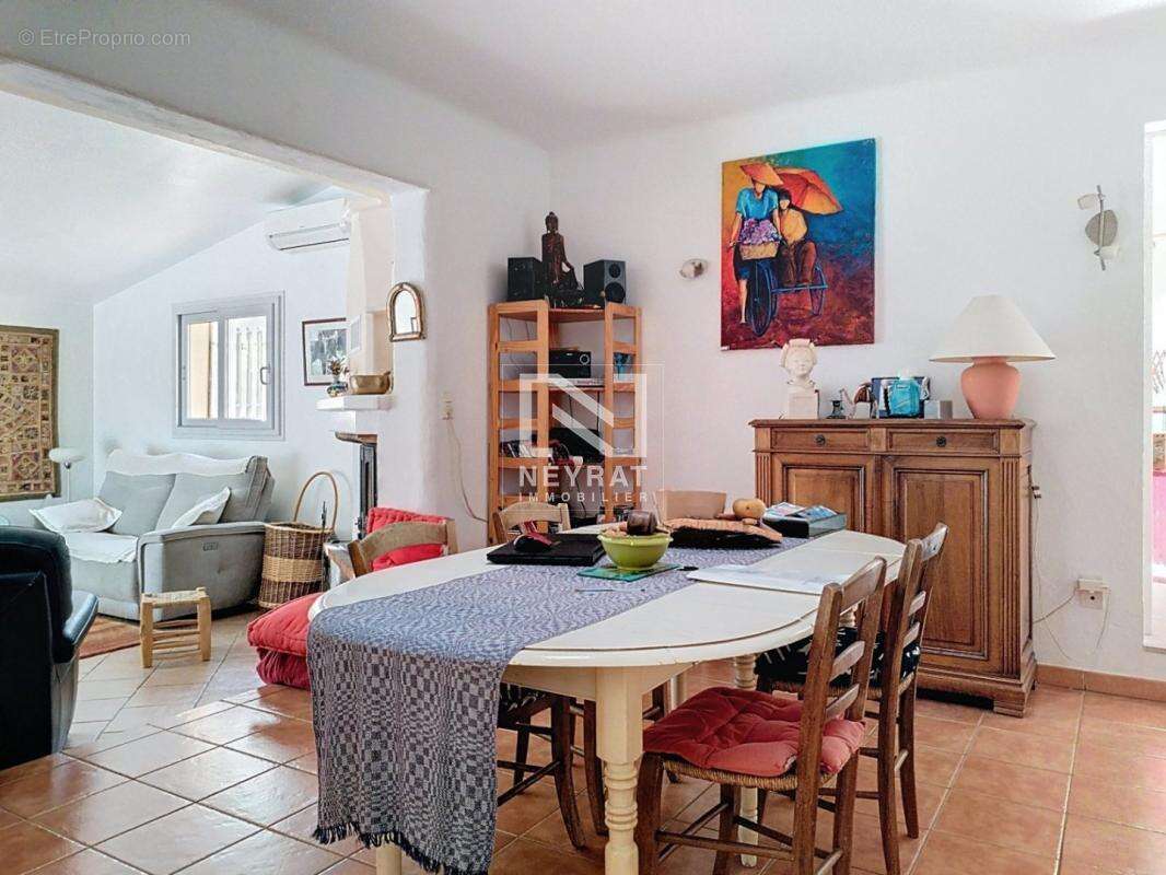 Fayence maison de plain-pied avec 3 chambres et dependances - photo 6