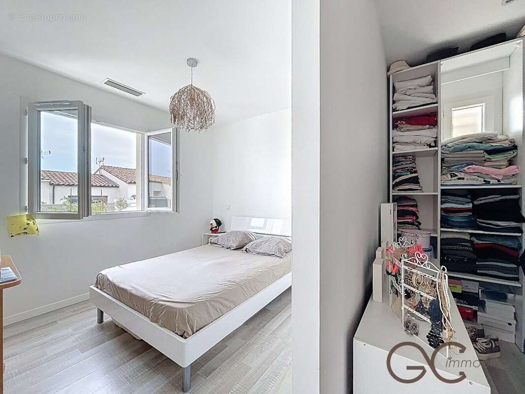 Maison à THEZAN-LES-BEZIERS