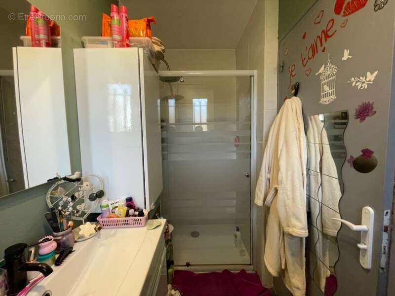 Maison à MONTAIGUT-LE-BLANC