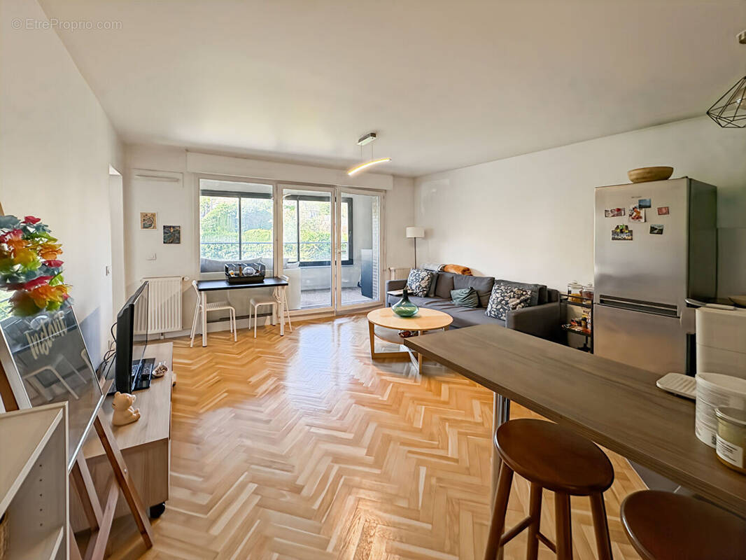 Appartement à ROSNY-SOUS-BOIS