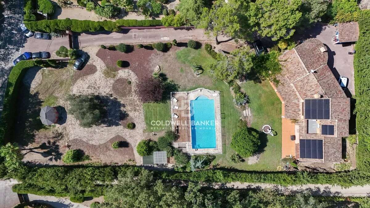 Maison à MOUGINS