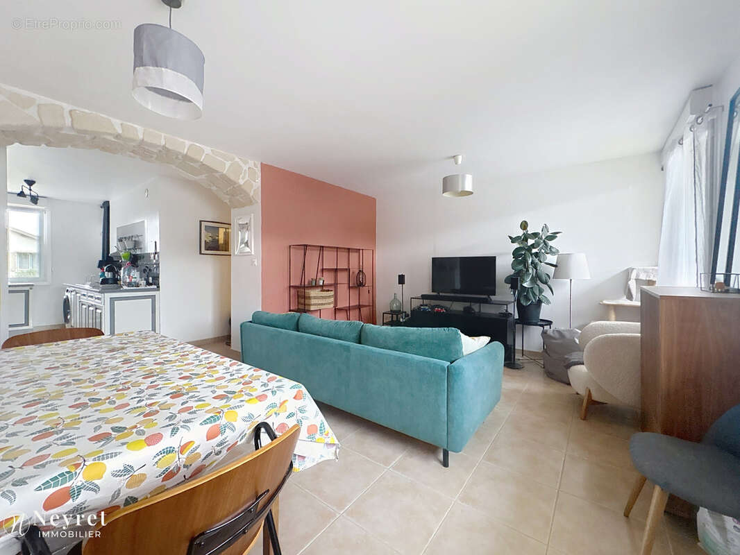 Appartement à BRON