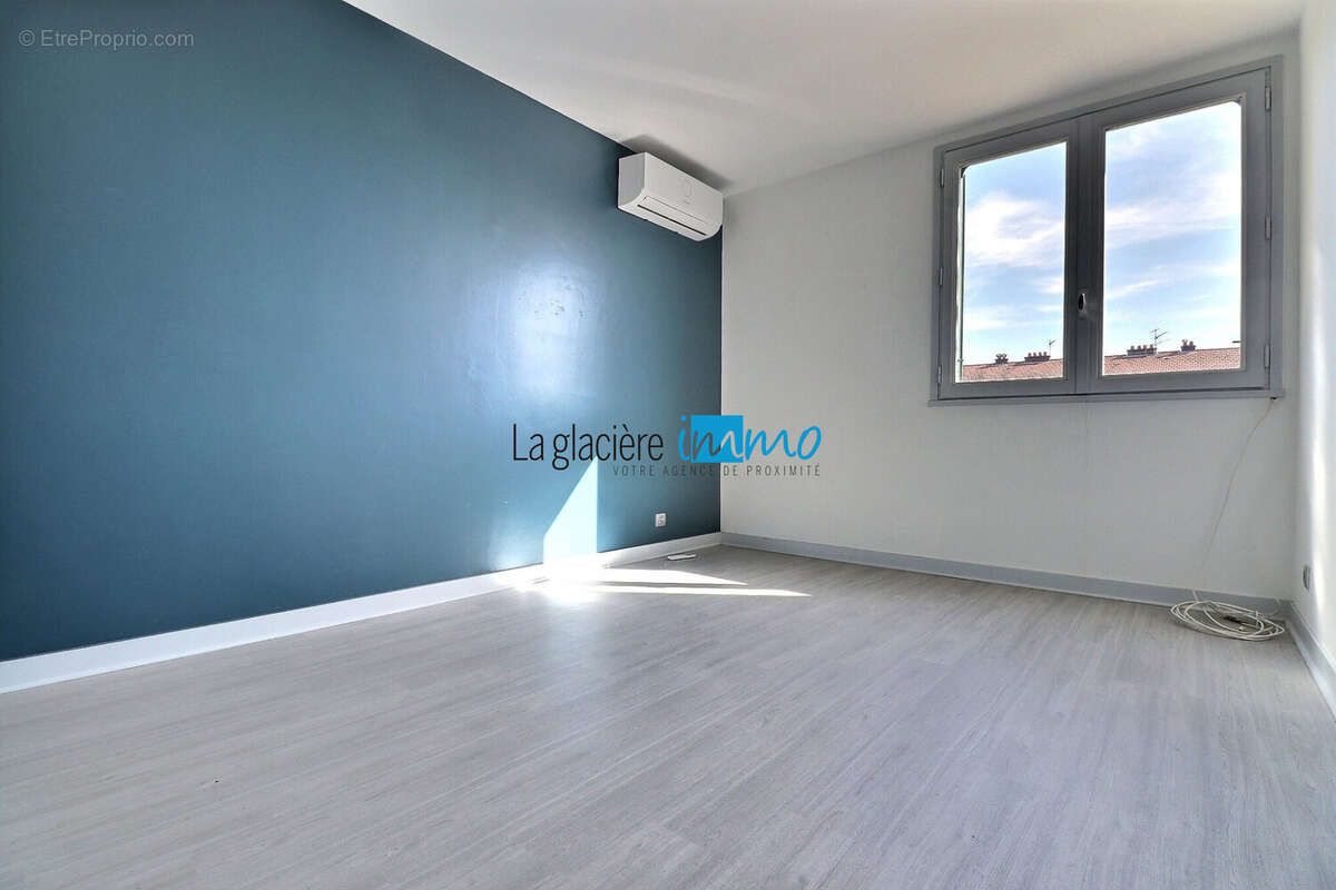 Maison avec terrasse_LA GLACIERE IMMO CLERMONT-FERRAND - Maison à CLERMONT-FERRAND