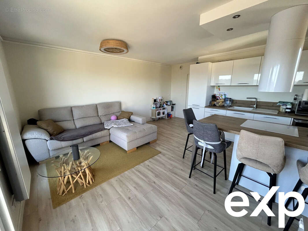 Appartement à MALLEMORT