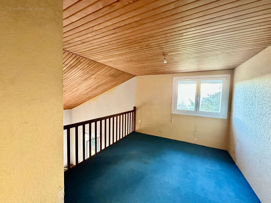 Maison à VELLEROT-LES-BELVOIR