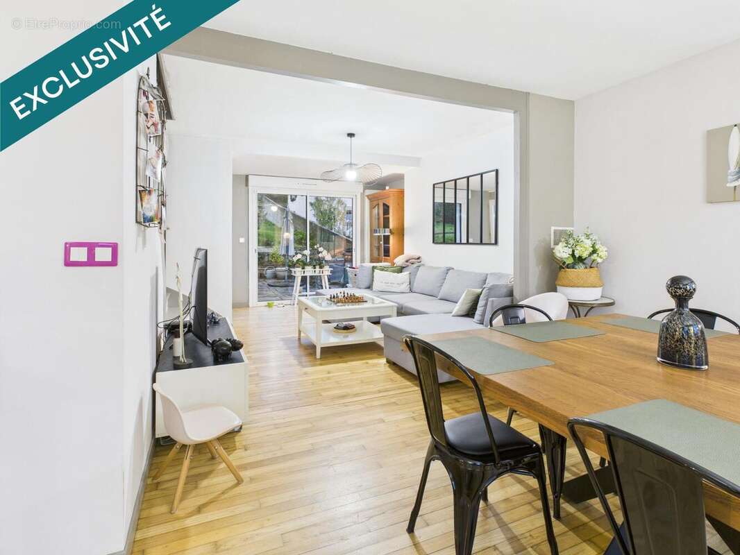 Photo 2 - Maison à SAINT-MARTIN-DES-CHAMPS