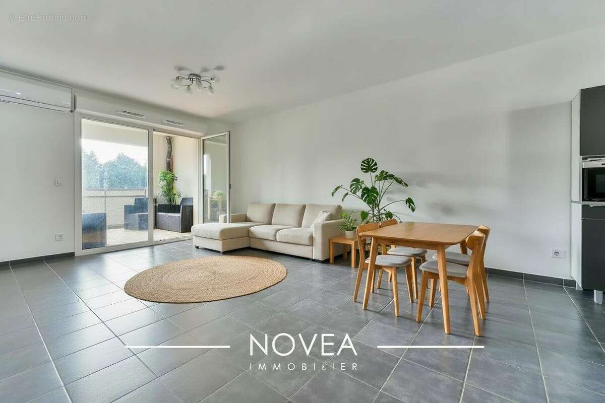 Appartement à SAINT-CYR-AU-MONT-D'OR