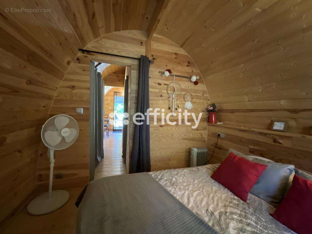 Maison 178 m² à Flaviac  - photo 17