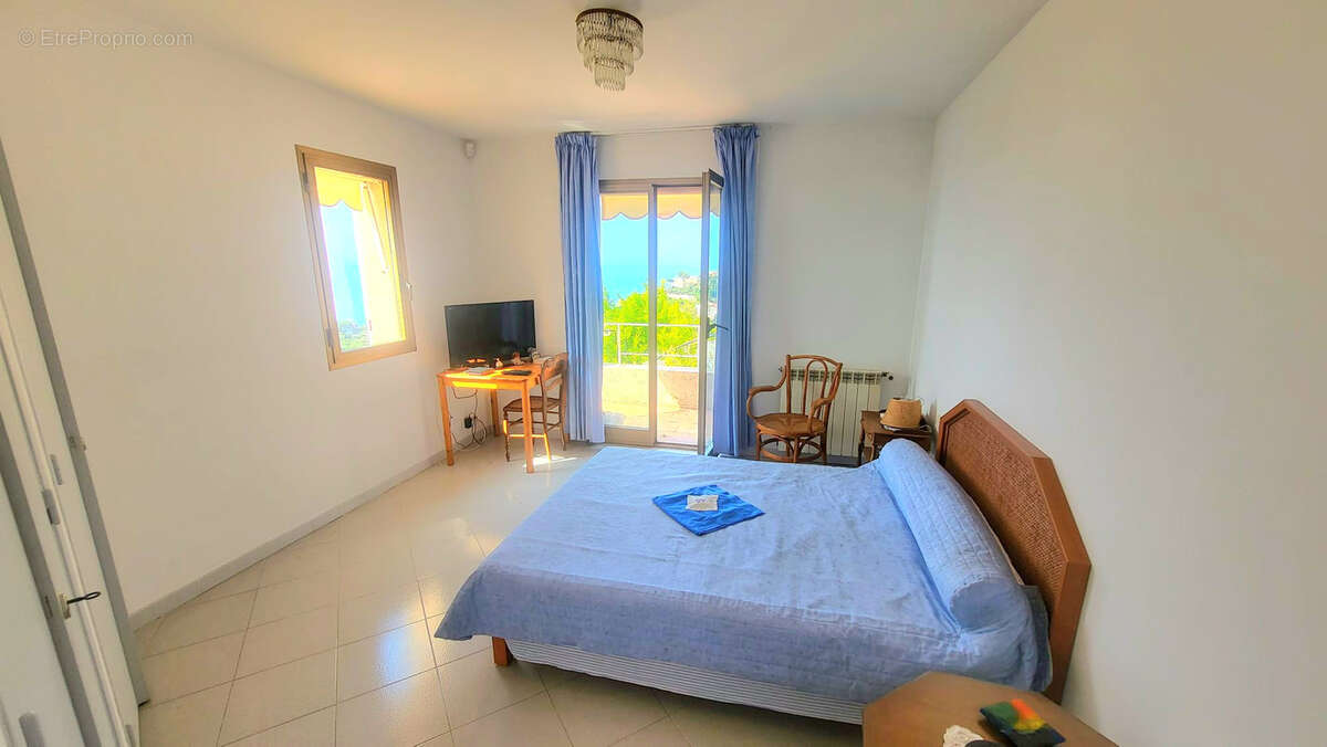 Maison à ROQUEBRUNE-CAP-MARTIN