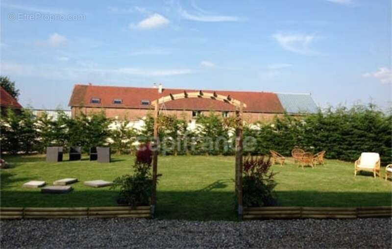 Maison à DAMERAUCOURT