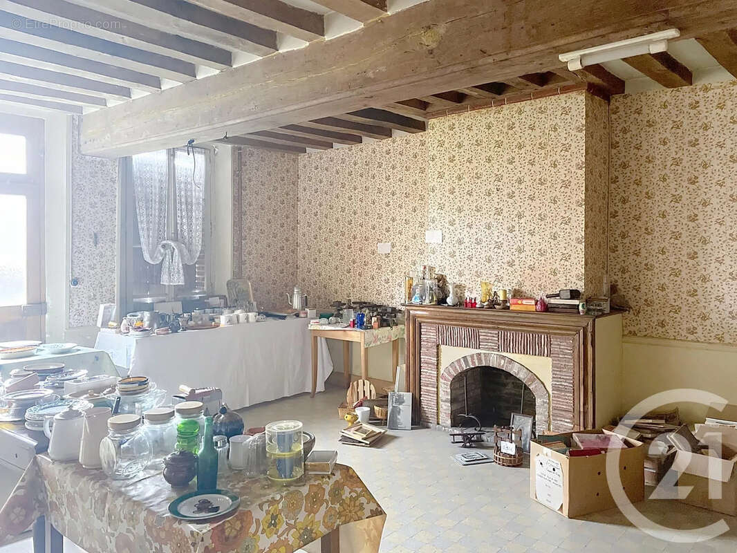 Maison à ERAGNY-SUR-EPTE