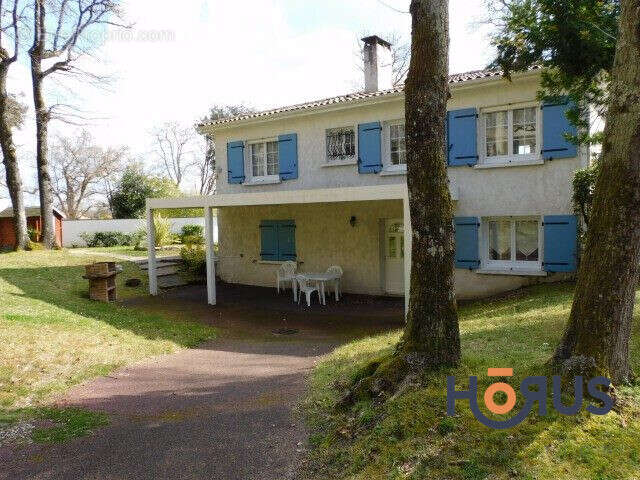 Maison 175 m² à Saint-Palais-Sur-Mer  - photo 3