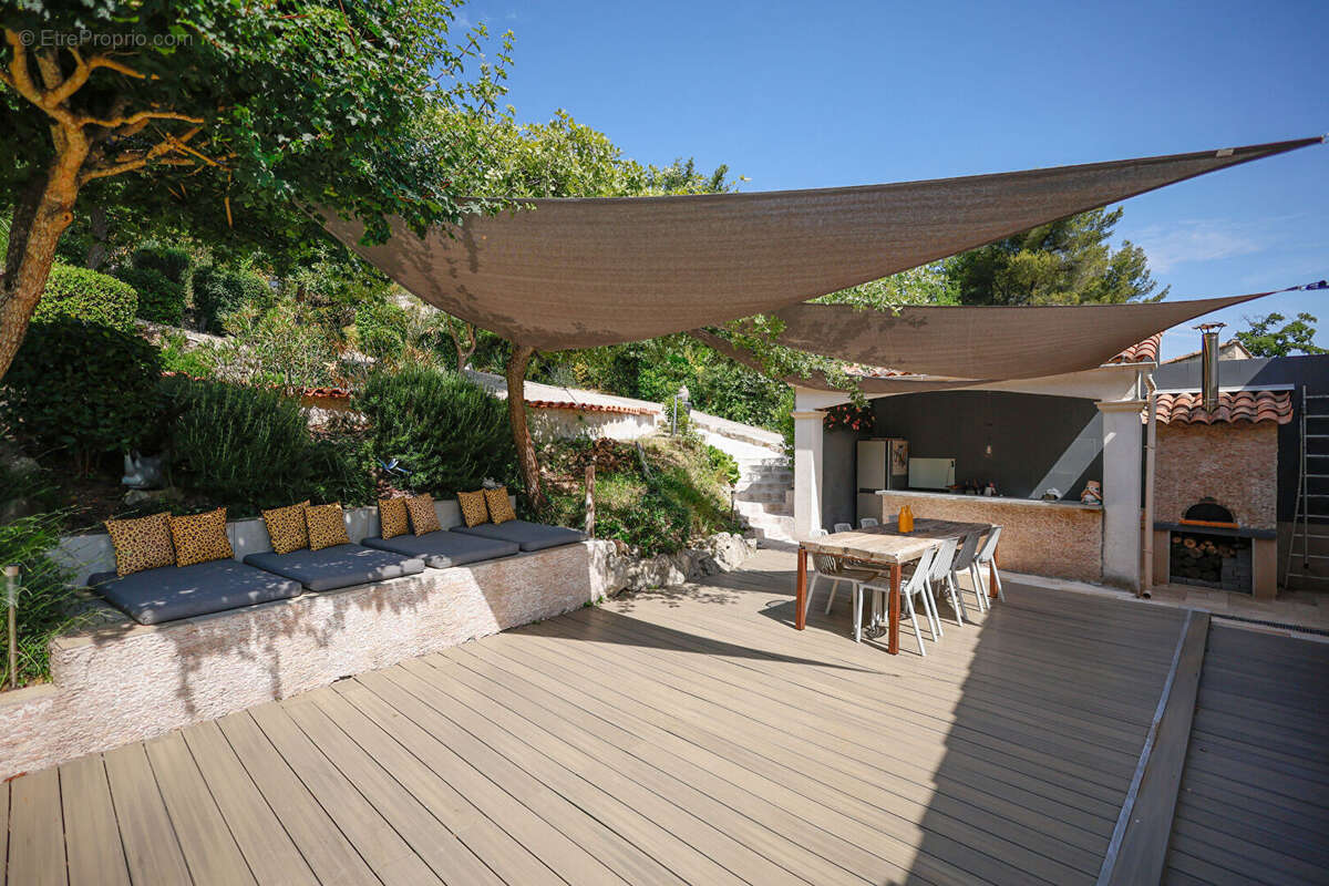 Photo 4 - Maison à SIMIANE-COLLONGUE