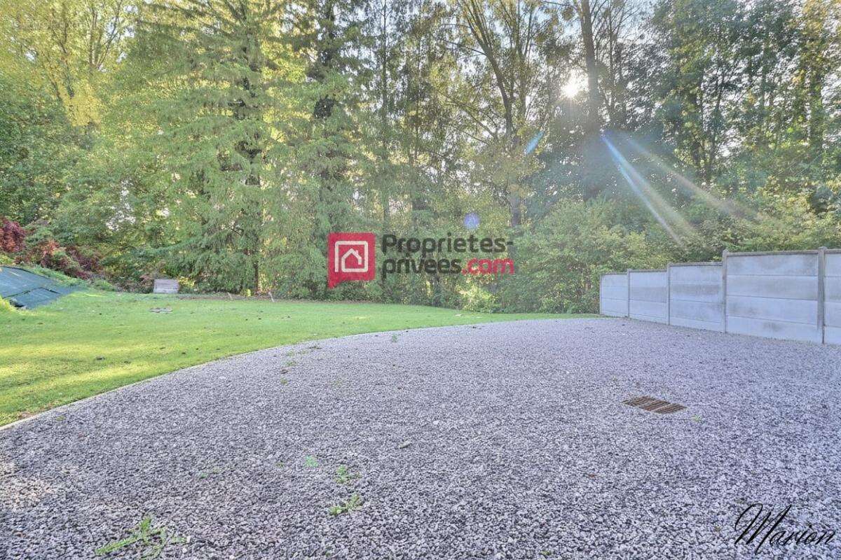 Maison à LA NEUVILLE-ROY