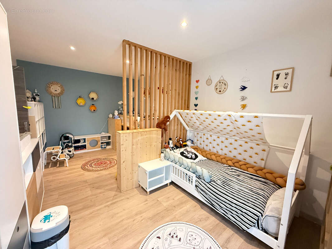 Maison à LONS-LE-SAUNIER