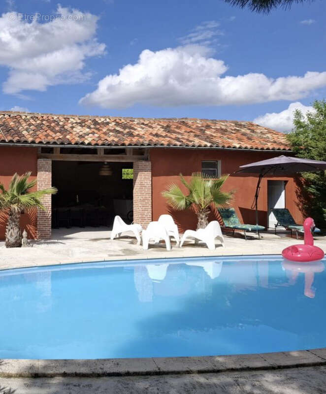 Autre à CINTEGABELLE