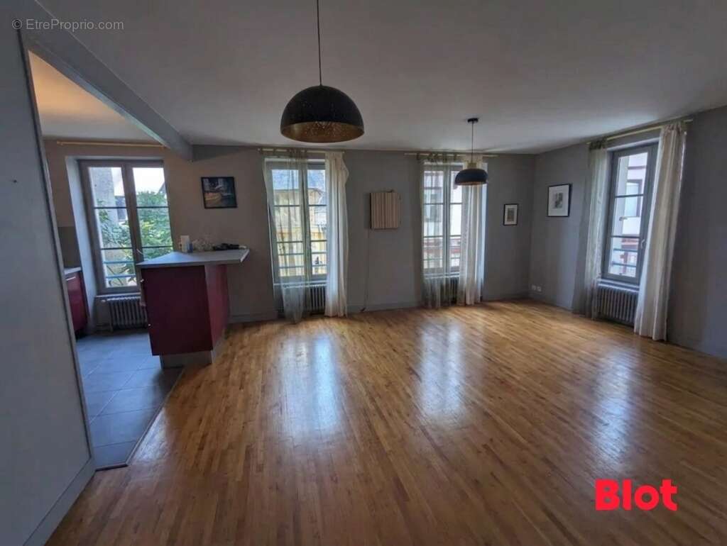 Appartement à JOSSELIN