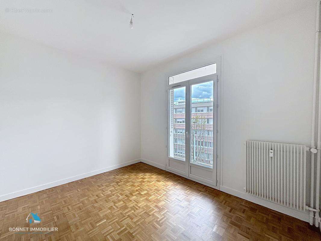 Appartement à COURNON-D'AUVERGNE