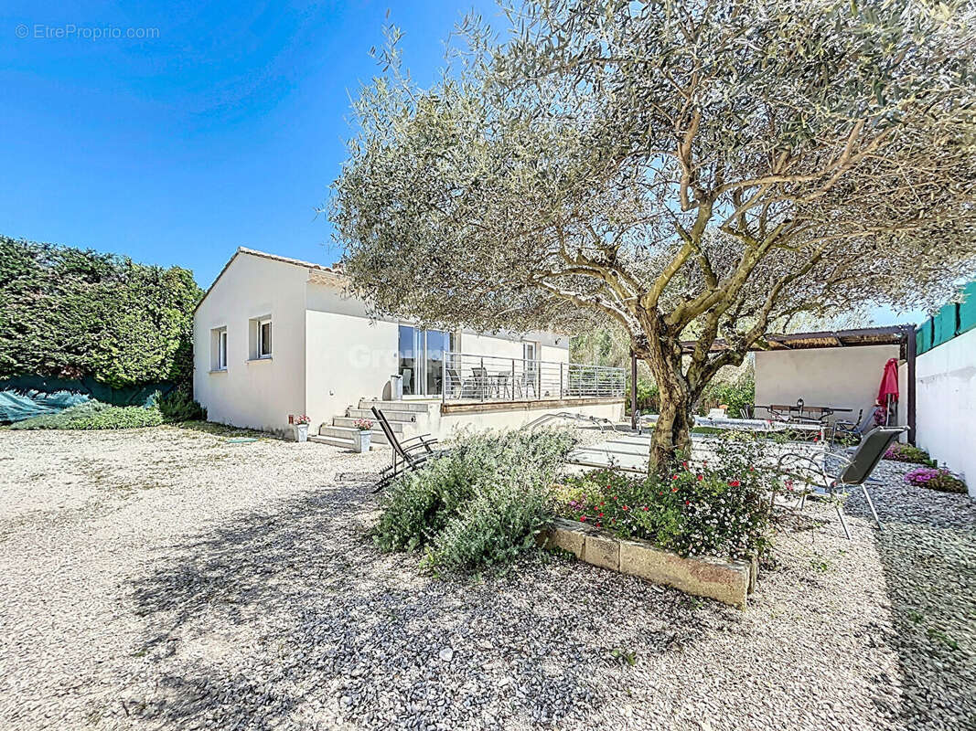 Maison à ROQUEMAURE