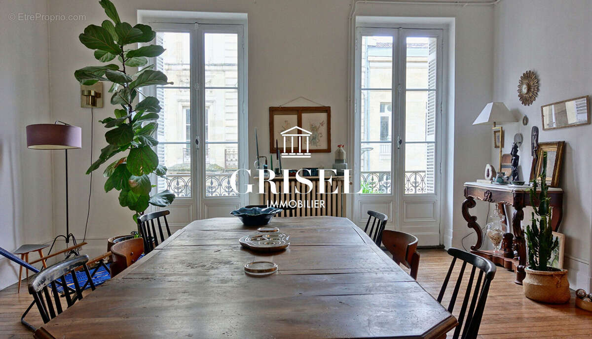 Appartement à BORDEAUX