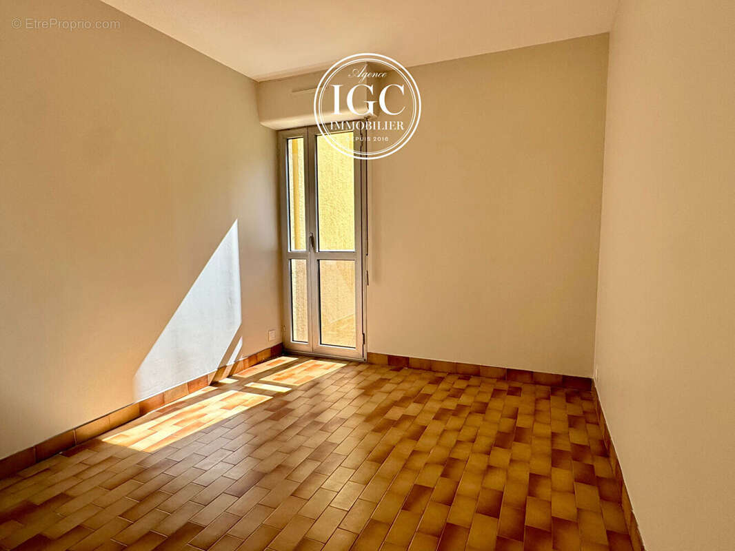 Appartement à CARRY-LE-ROUET