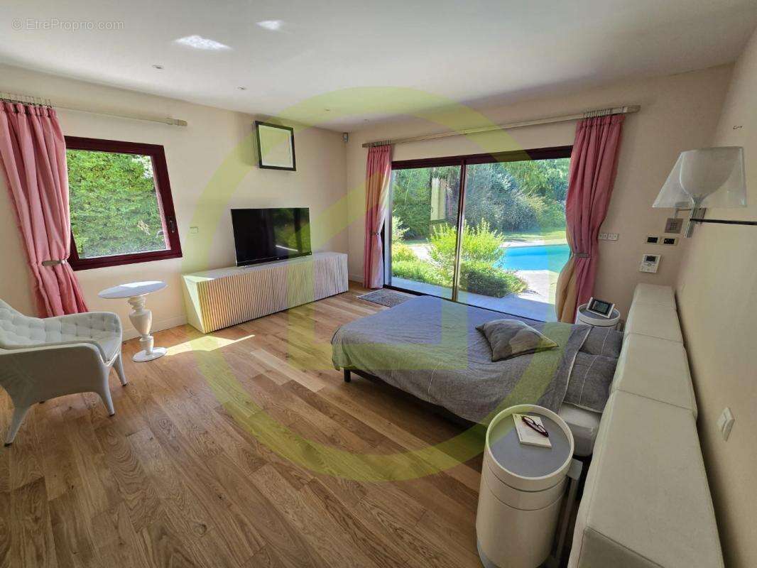 Maison à SAINT-DENIS-EN-VAL