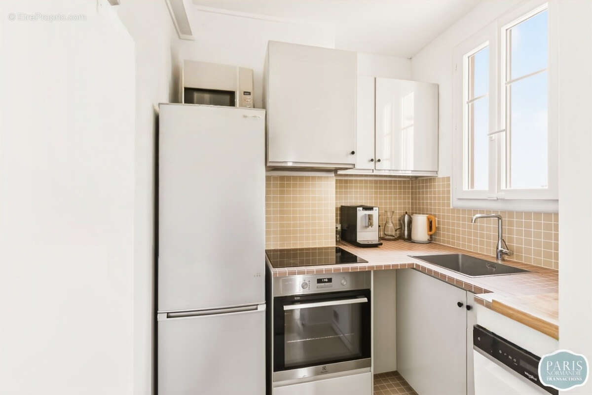 Appartement à PARIS-7E