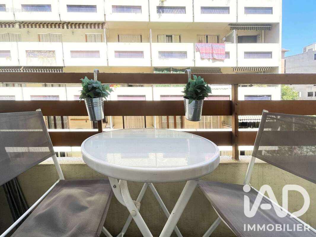 Appartement 27 m² à Toulon  - photo 2