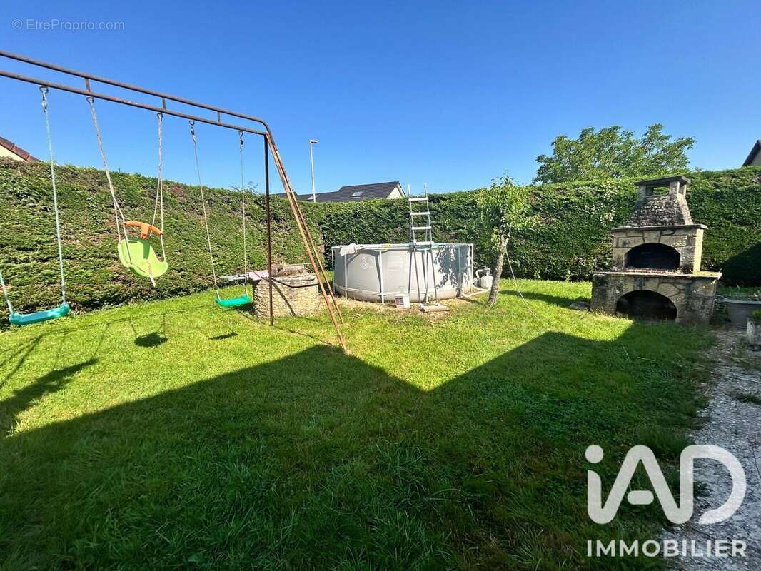 Maison 72 m² à Cublac  - photo 6