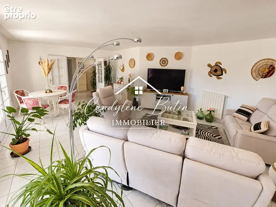 Villa 4 faces de plain-pied de131 m² ,4 chambres et piscine - photo 6