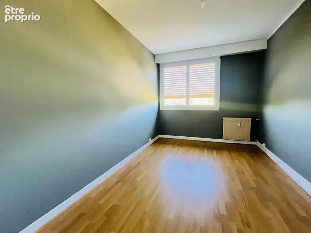 Appartement 4 pièces 96 m² à vendre à Montlucon (03100) - photo 5