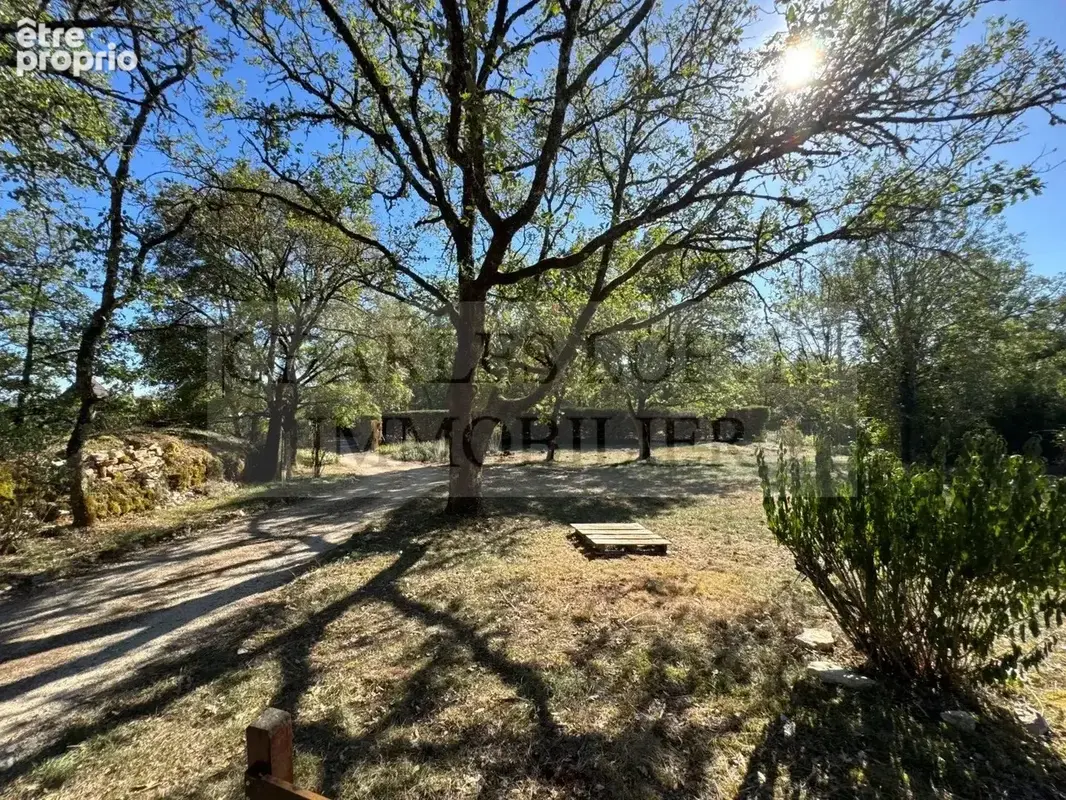Jolie maison de plain-pied et garage sur un terrain de 2 820 m² - photo 15